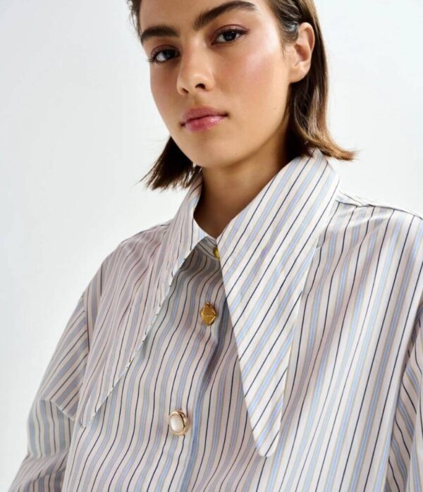 Essentiel Antwerp Jomato Pointy Collared Shirt in Nile Blue