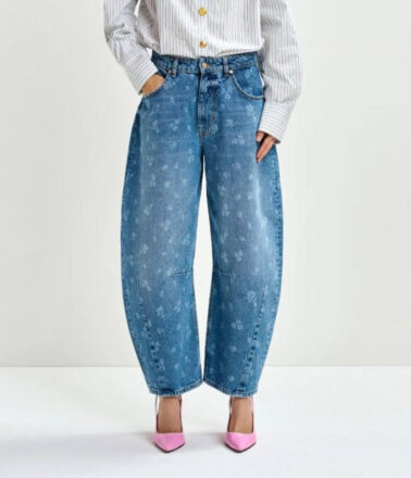 Essentiel Antwerp Barrel Leg Jeans in Quiet Pool