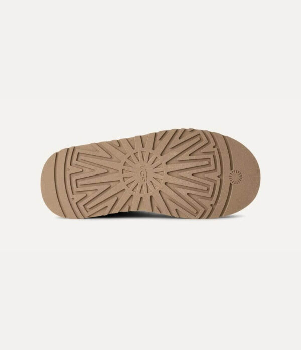 Ugg Tazz || in Sand