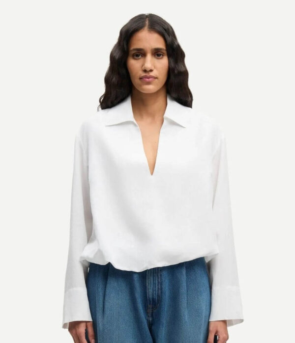 Citizens of Humanity Lindz Easy Straight Leg Jean in Cupid