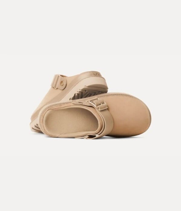 UGG Goldenstar Villa Clog in Mustard Seed