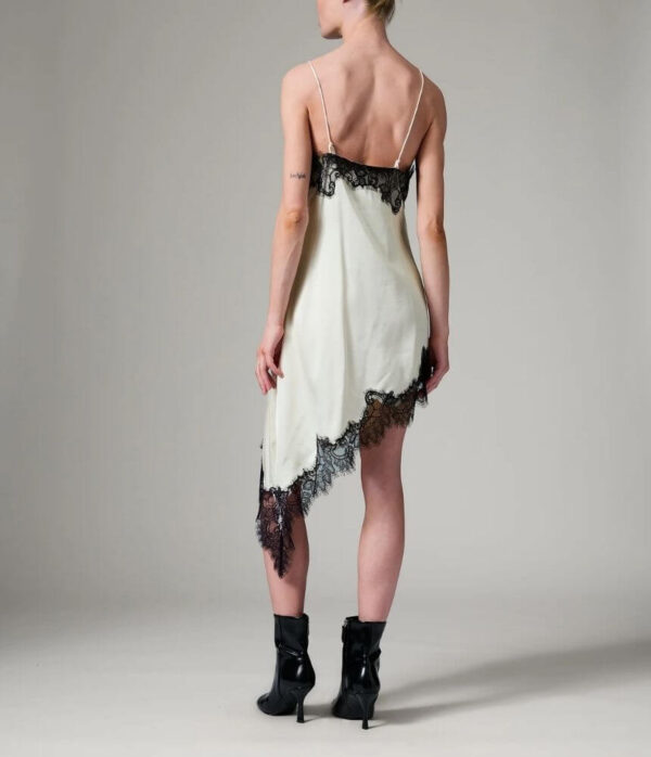 Citizens of Humanity Lindz Easy Straight Leg Jean in Cupid