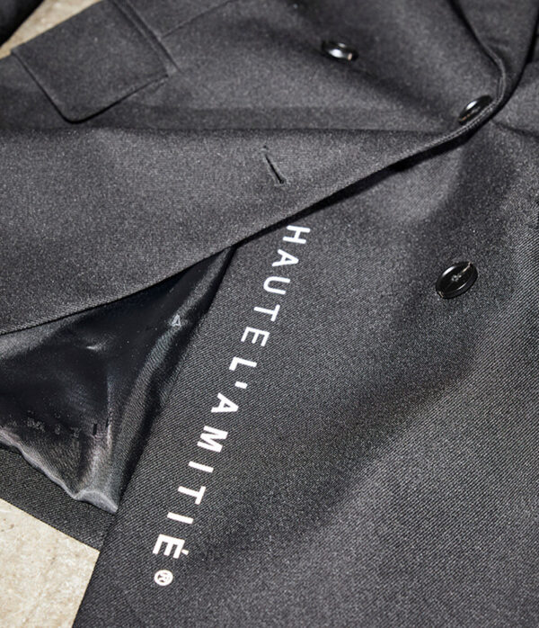 Haute L’Amitie Premiere Waist Fit Blazer in Black