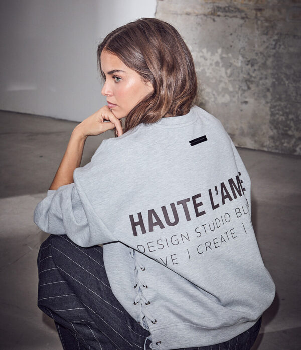 Haute L’Amitie New Studio Tie Sweatshirt in Grey