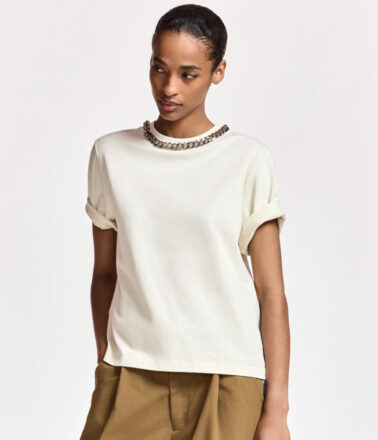 Essentiel Antwerp Klaim Tee Shirt with Chain in Off White