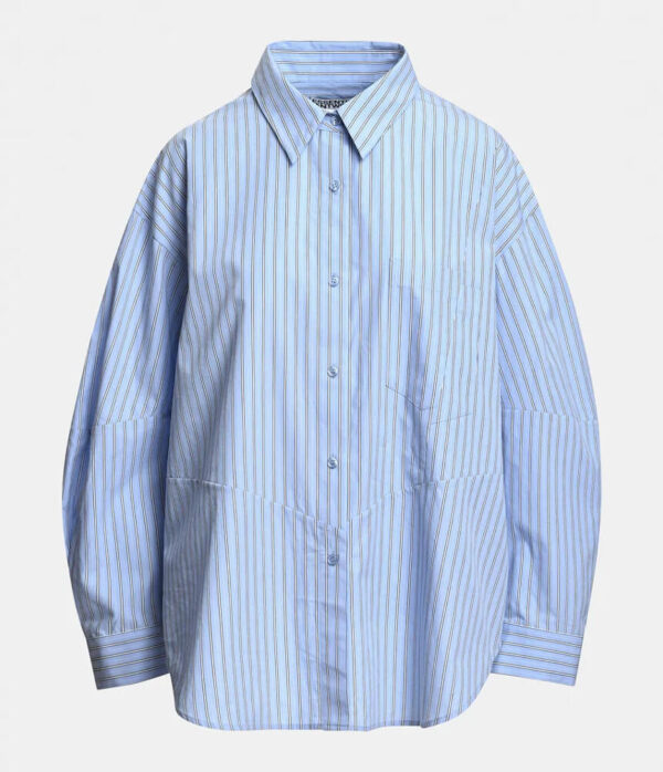 Essentiel Antwerp Kreative Oversized Shirt in Blue