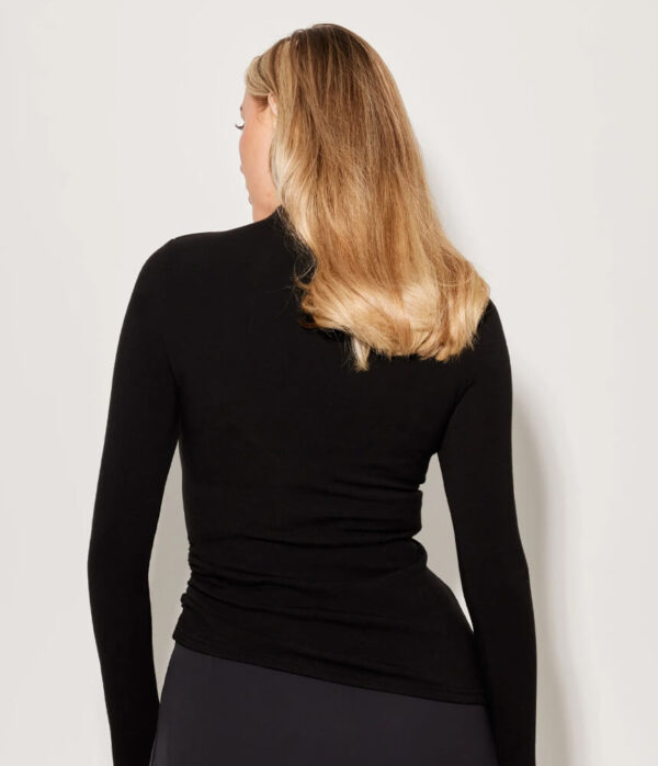 Odd Muse Long Sleeve Knitted Top in Black